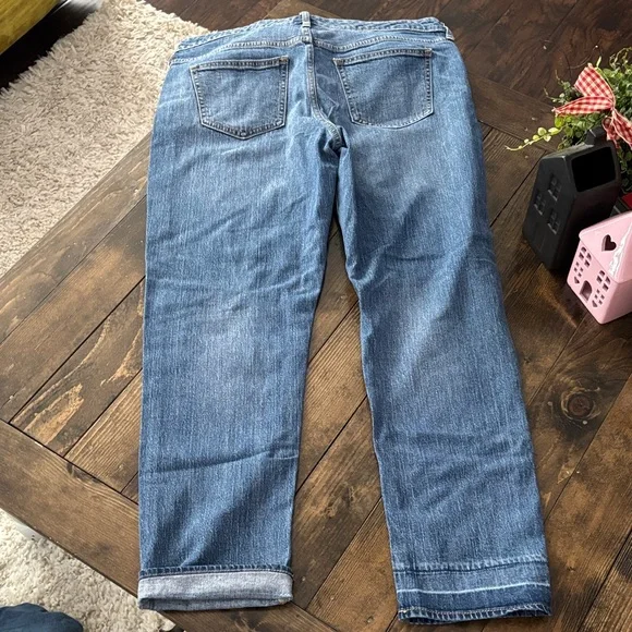 Universal Thread Blue Boyfriend Jeans - Picture 5 of 5